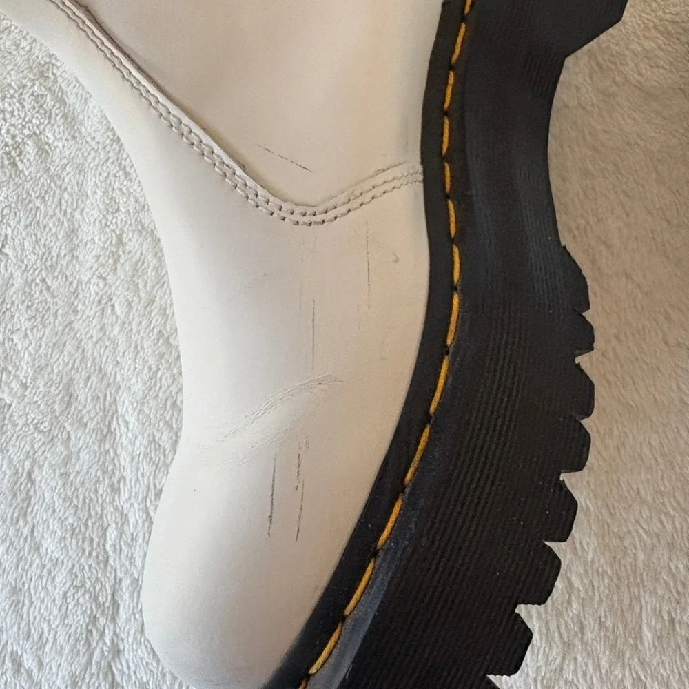 Dr Martens 2976 Quad Platform Chelsea Boots White Leather Size US 7 EU 39